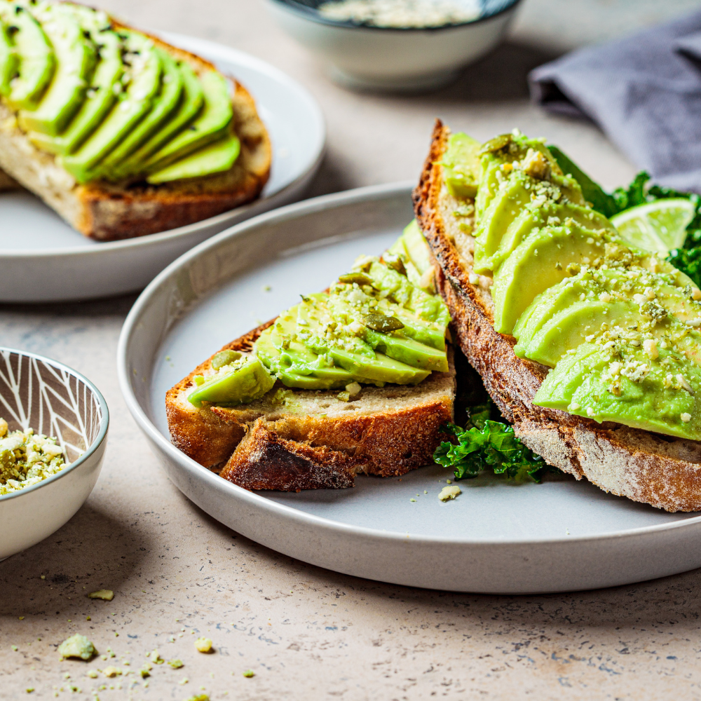 Combining different foods has a much larger impact on controlling blood sugar than you may think, follow along as we show you the way.