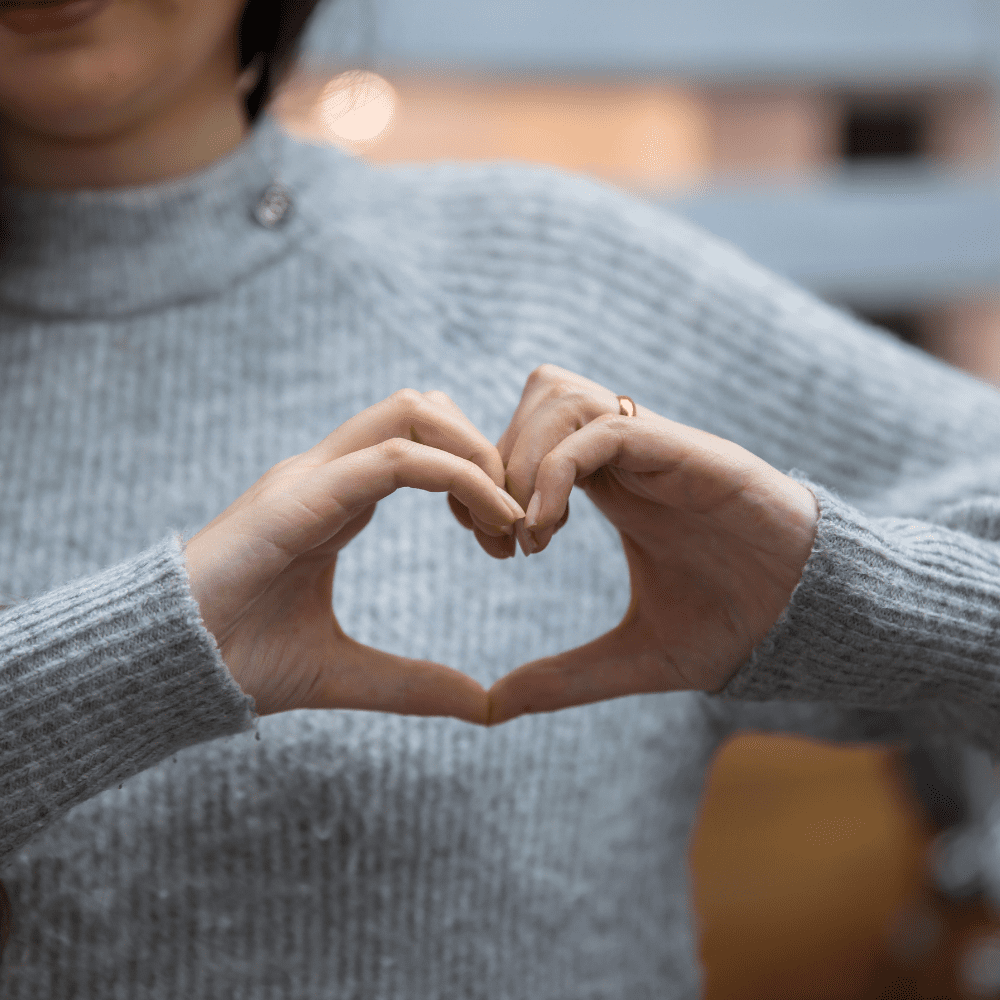Heart Attacks come in many different forms . With all the intricacies, Get the Lifesaving Facts for Women and Heart Attacks Here